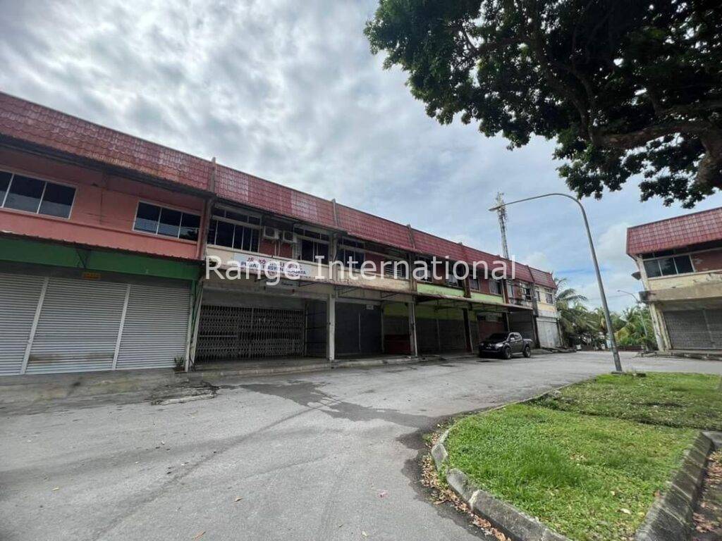 Double Storey Intermediate Shoplot For Sale @ Jalan Batu Kawa